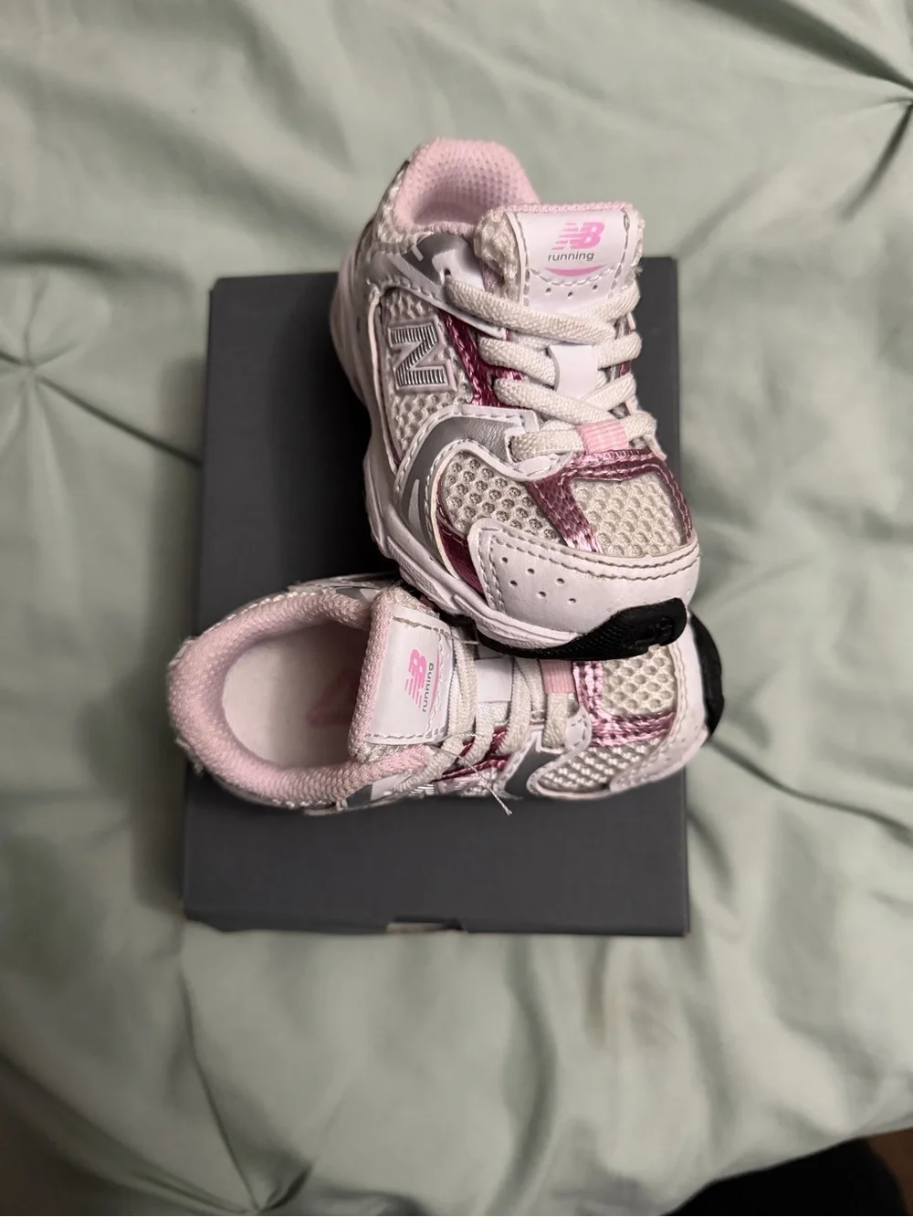 New Balance Kids Sneakers in White and Pink